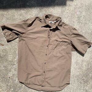 [SOLD ON DEPOP] brown uniqlo button up